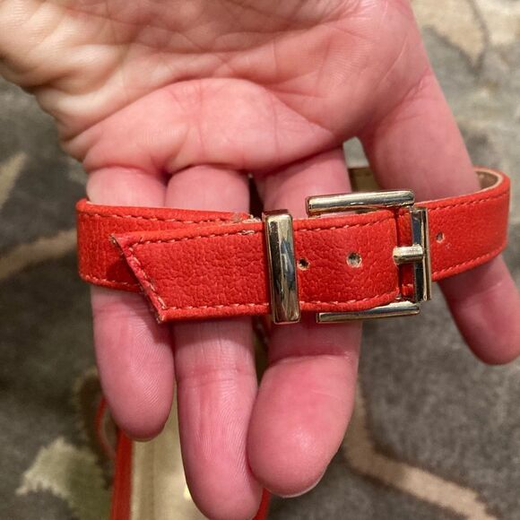 Red Max Studio Minimalist Sandal - Picture 10 of 11